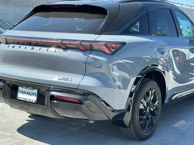 Nuevos INFINITI QX65 à Estados chez autogozo