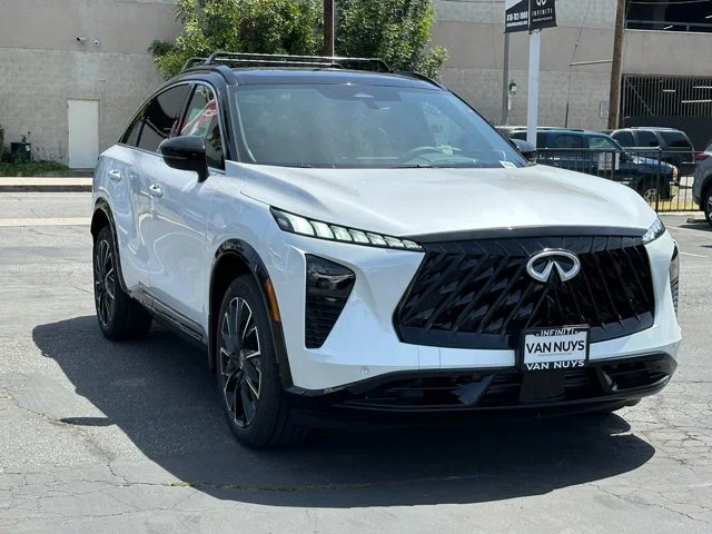 Nuevos INFINITI QX65 à Estados chez autogozo