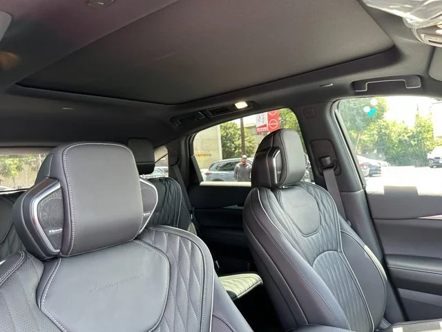 Nuevos INFINITI QX65 à Estados chez autogozo