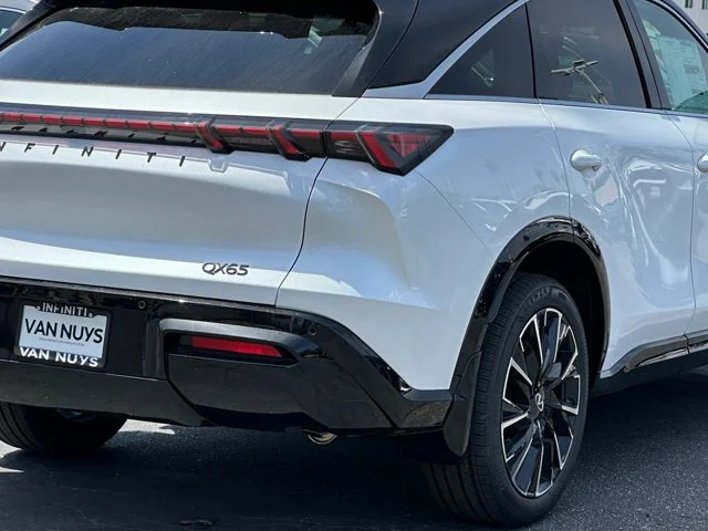 Nuevos INFINITI QX65 à Estados chez autogozo