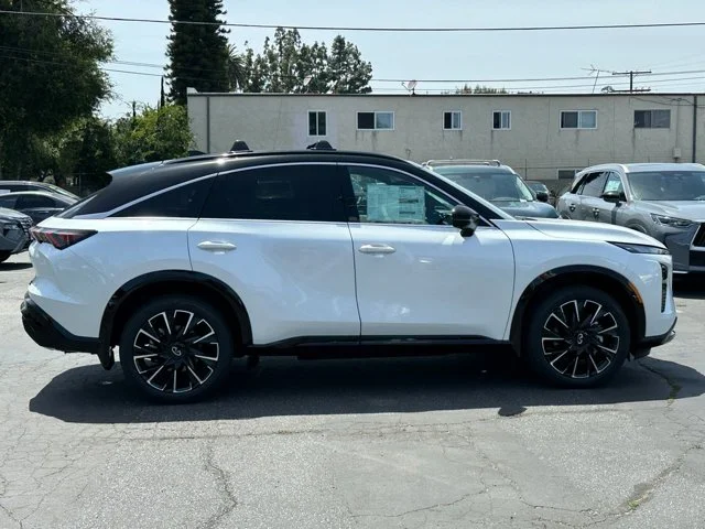 Nuevos INFINITI QX65 à Estados chez autogozo