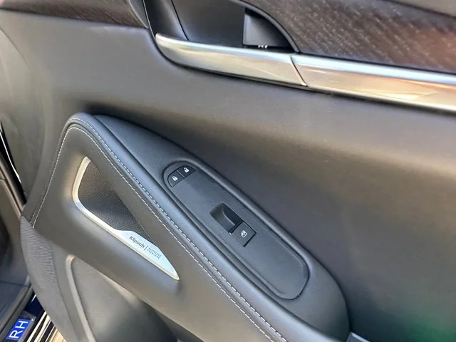 Nuevos INFINITI QX65 à Estados chez autogozo