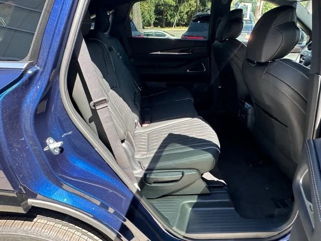 Nuevos INFINITI QX65 à Estados chez autogozo