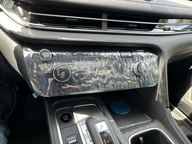 Nuevos INFINITI QX60 à Estados chez autogozo