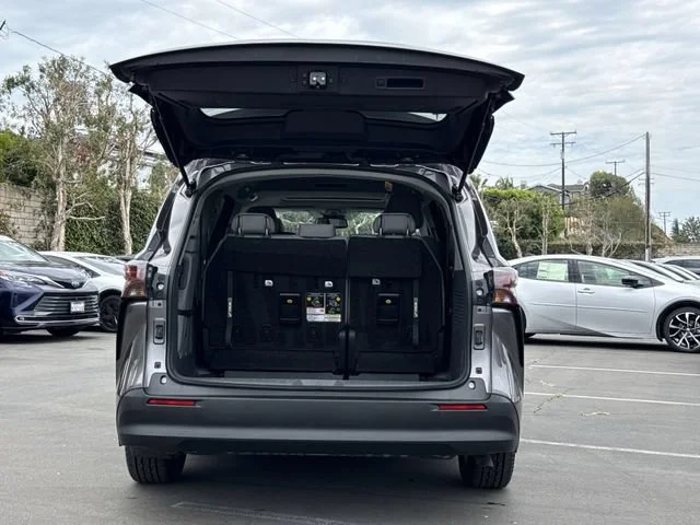 SEMINUEVOS TOYOTA Sienna a Estados en autogozo