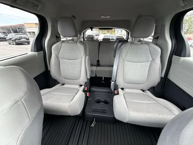 SEMINUEVOS TOYOTA Sienna a Estados en autogozo