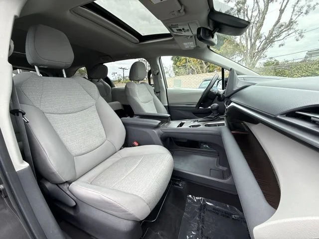 SEMINUEVOS TOYOTA Sienna a Estados en autogozo