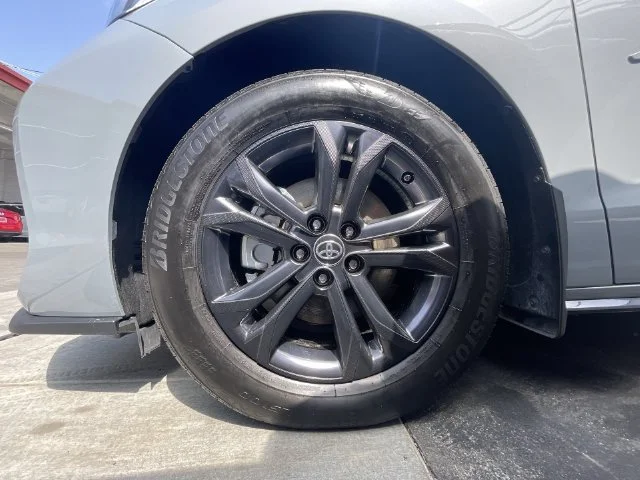 SEMINUEVOS TOYOTA Sienna a Estados en autogozo