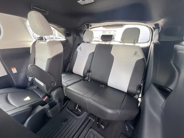 SEMINUEVOS TOYOTA Sienna a Estados en autogozo