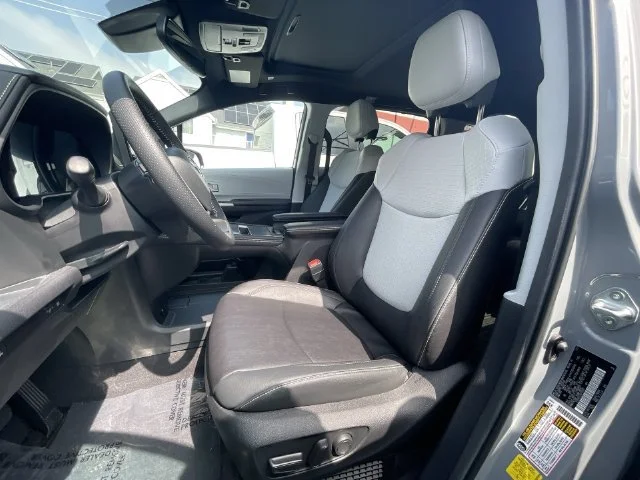 SEMINUEVOS TOYOTA Sienna a Estados en autogozo