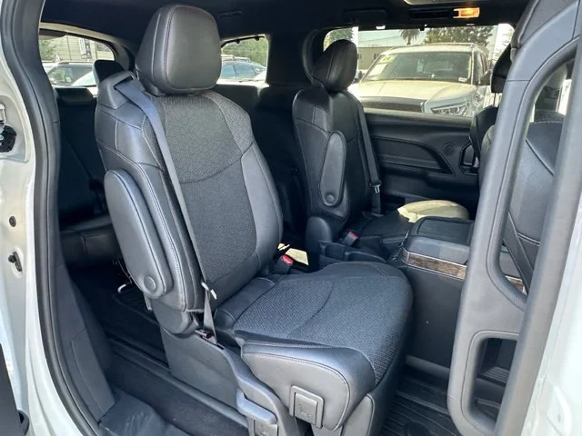 SEMINUEVOS TOYOTA Sienna a Estados en autogozo