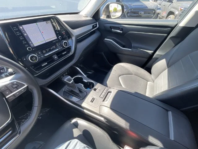 SEMINUEVOS TOYOTA Highlander Hybrid a Estados en autogozo