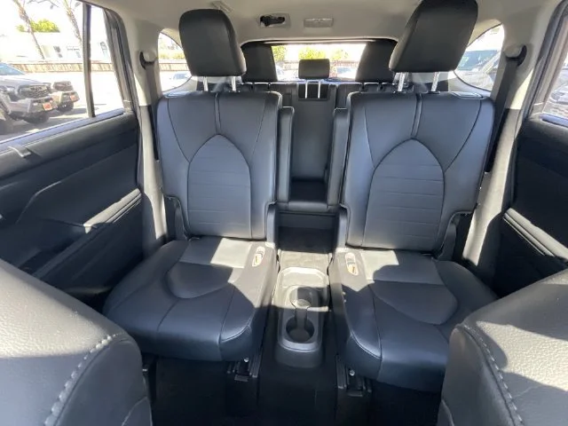 SEMINUEVOS TOYOTA Highlander Hybrid a Estados en autogozo