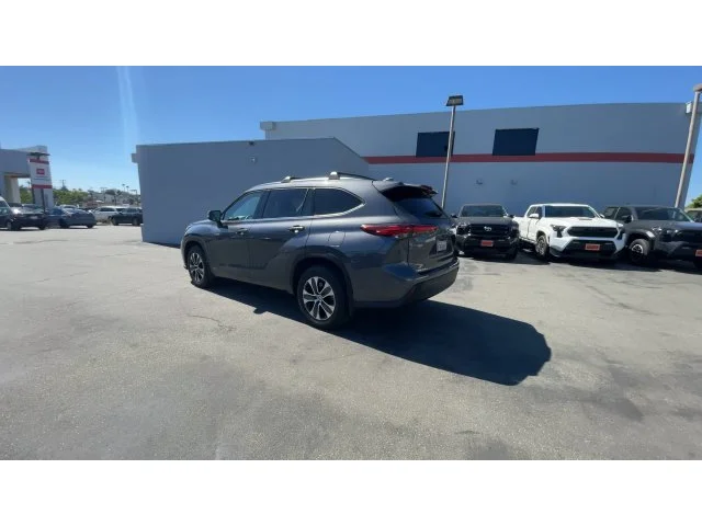 SEMINUEVOS TOYOTA Highlander Hybrid a Estados en autogozo