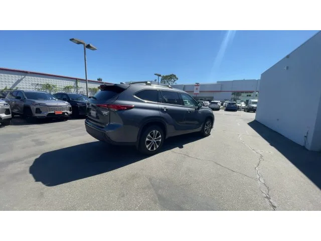 SEMINUEVOS TOYOTA Highlander Hybrid a Estados en autogozo