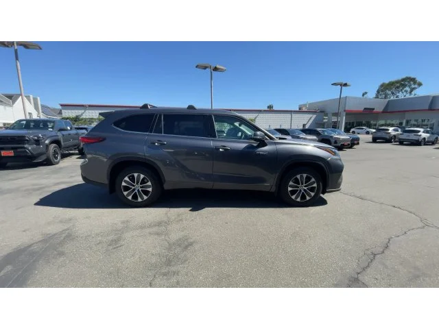 SEMINUEVOS TOYOTA Highlander Hybrid a Estados en autogozo