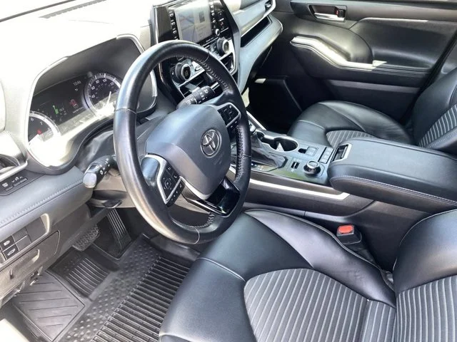 SEMINUEVOS TOYOTA Highlander a Estados en autogozo
