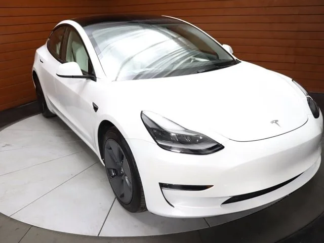 SEMINUEVOS TESLA Model 3 a Estados en autogozo