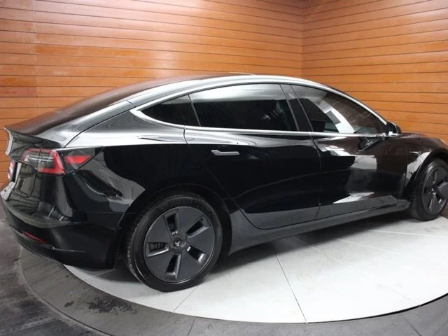SEMINUEVOS TESLA Model 3 a Estados en autogozo