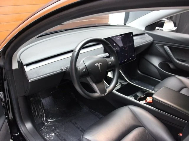 SEMINUEVOS TESLA Model 3 a Estados en autogozo
