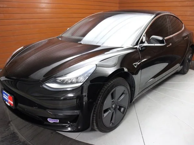 SEMINUEVOS TESLA Model 3 a Estados en autogozo