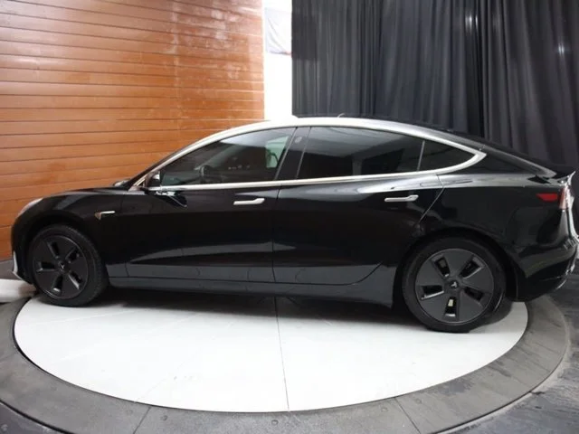 SEMINUEVOS TESLA Model 3 a Estados en autogozo