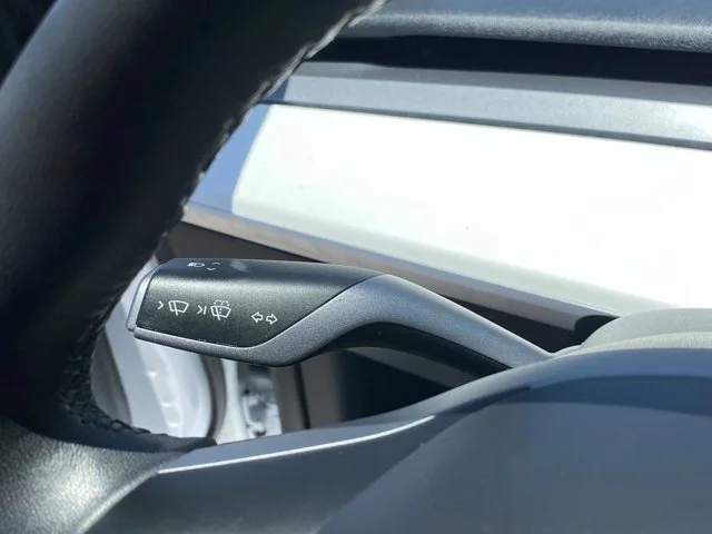 SEMINUEVOS TESLA Model 3 a Estados en autogozo