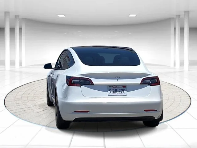 SEMINUEVOS TESLA Model 3 a Estados en autogozo