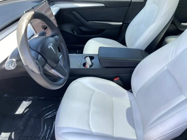 SEMINUEVOS TESLA Model 3 a Estados en autogozo