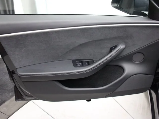 SEMINUEVOS TESLA Model 3 a Estados en autogozo