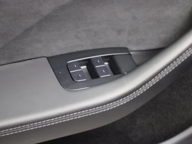 SEMINUEVOS TESLA Model 3 a Estados en autogozo