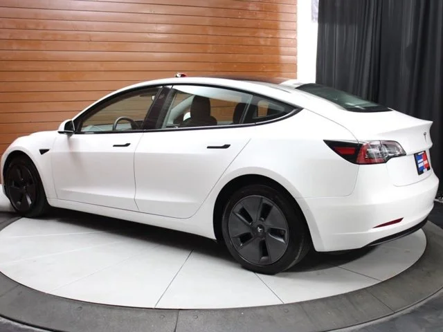 SEMINUEVOS TESLA Model 3 a Estados en autogozo