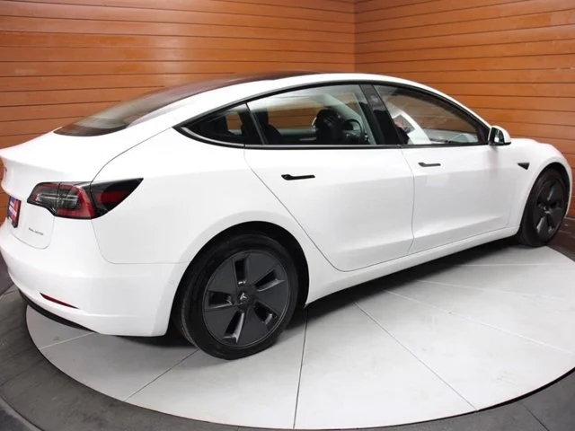 SEMINUEVOS TESLA Model 3 a Estados en autogozo