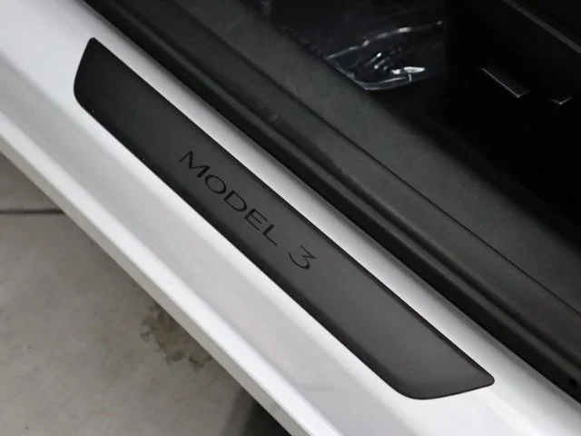 SEMINUEVOS TESLA Model 3 a Estados en autogozo