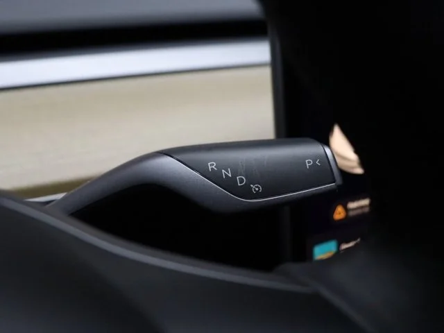SEMINUEVOS TESLA Model 3 a Estados en autogozo