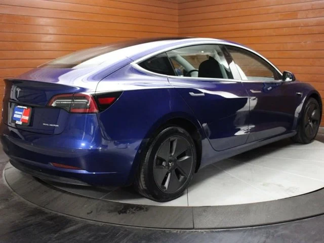 SEMINUEVOS TESLA Model 3 a Estados en autogozo