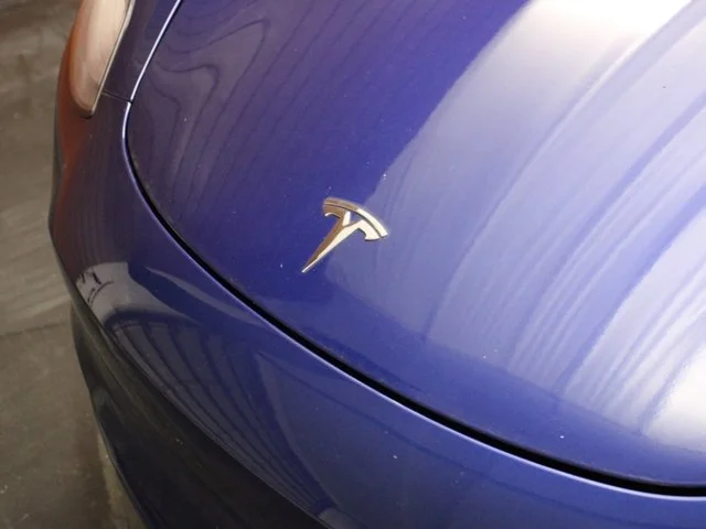 SEMINUEVOS TESLA Model 3 a Estados en autogozo