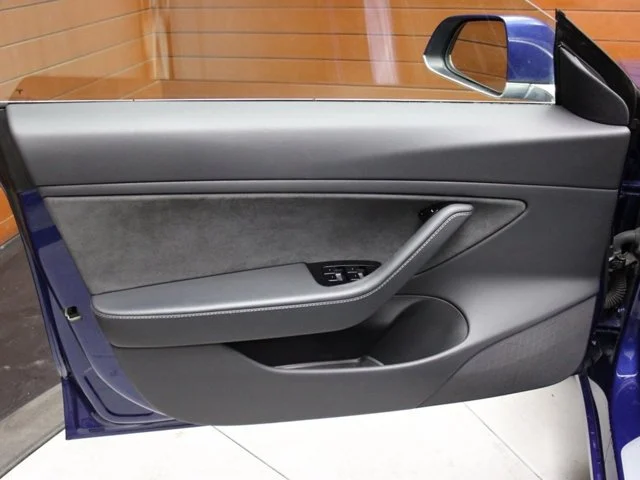 SEMINUEVOS TESLA Model 3 a Estados en autogozo