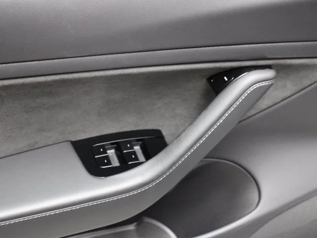SEMINUEVOS TESLA Model 3 a Estados en autogozo