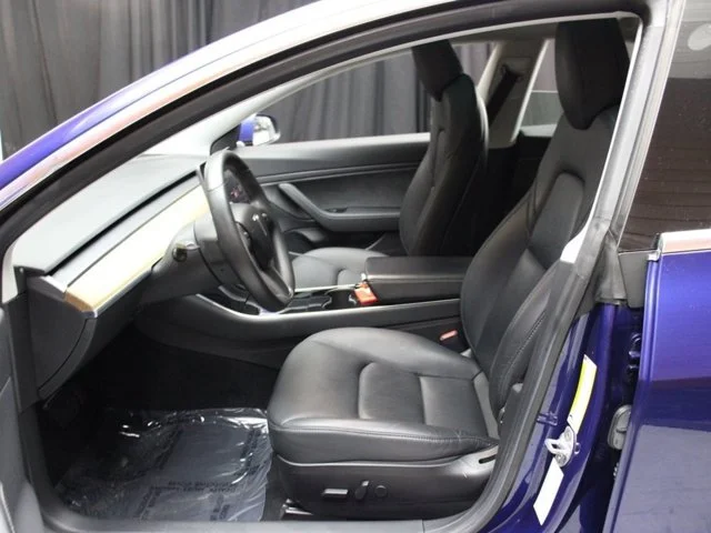SEMINUEVOS TESLA Model 3 a Estados en autogozo