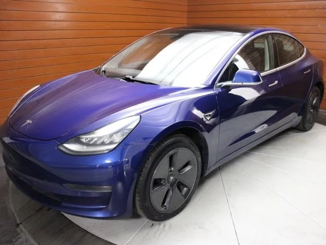 SEMINUEVOS TESLA Model 3 a Estados en autogozo