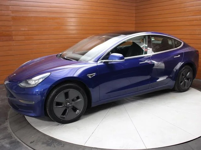 SEMINUEVOS TESLA Model 3 a Estados en autogozo