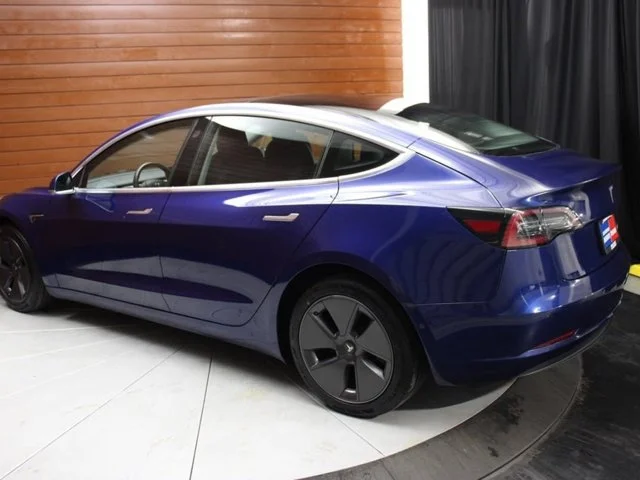 SEMINUEVOS TESLA Model 3 a Estados en autogozo