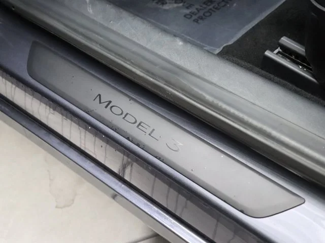 SEMINUEVOS TESLA Model 3 a Estados en autogozo