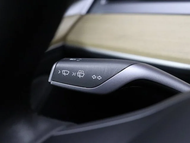 SEMINUEVOS TESLA Model 3 a Estados en autogozo