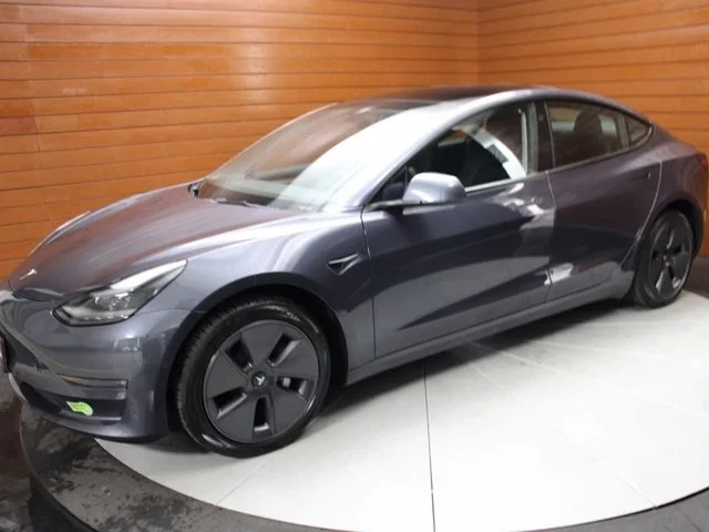 SEMINUEVOS TESLA Model 3 a Estados en autogozo