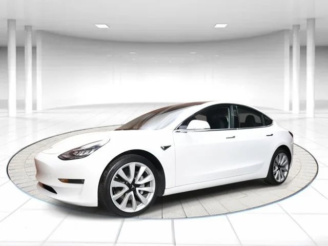 SEMINUEVOS TESLA Model 3 a Estados en autogozo