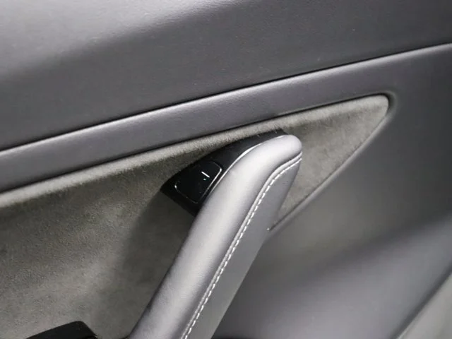 SEMINUEVOS TESLA Model 3 a Estados en autogozo