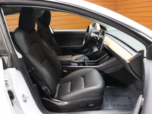 SEMINUEVOS TESLA Model 3 a Estados en autogozo