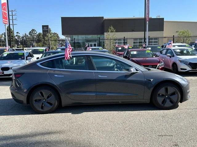 SEMINUEVOS TESLA Model 3 a Estados en autogozo